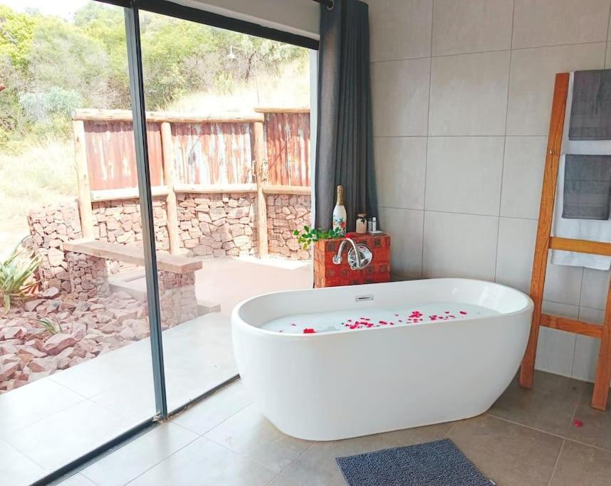 Rocky Road Mountain Lodge Pretoria-Noord Extérieur photo
